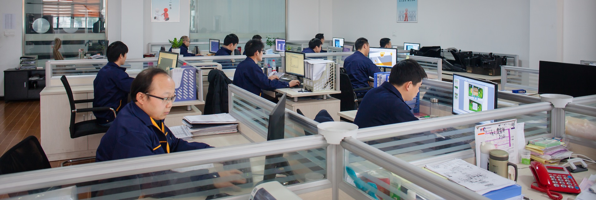 molded case parts manufacturers